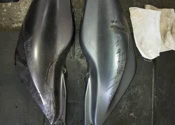 Yamaha Aerox 50 97-12 tylne boczki owiewki zadupki