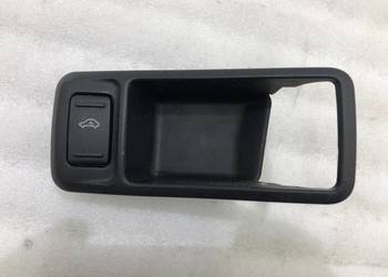 PRZEŁĄCZNIK ALARMU 7M5T-19H288-AA FORD FOCUS MK2