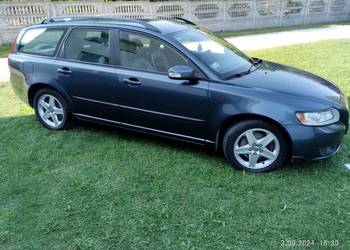 Volvo V50 2.0 D ZADBANE !
