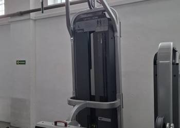 Maszyna ściąganie z góry Nautilus Impact Lat Pull Down, powystawowa