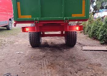 Przyczepa wywrotka jednoosiowa