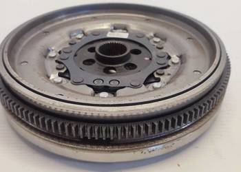 VW TAYRON KOŁO DWUMASOWE ZAMACHOWE 1.5 TSI 05E105266AB