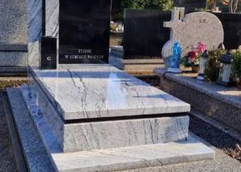 Nagrobek pojedynczy whiscount white,szwed nr.2278 ŚRODA ŚLĄSKA