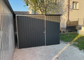 Garaż 2,5x2,5m
