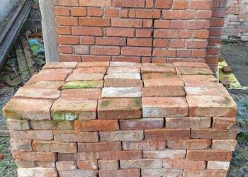 Cegła z rozbiórki oczyszczona