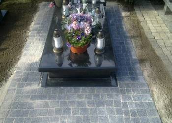 Koska przy grobie Cmentarz Wrocław, Wawrzyńca, Rodziny, Maurycego, Św Ducha