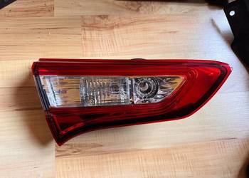 Lampa lewy tył w klapę Yaris III POLIFT 14-20 Koito OD-206