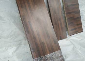 Blat Kucheny roboczy brązowy drewno orzech ciemny klepka D4005 SM