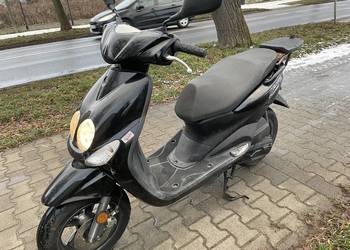 Yamaha neos 50 4T peugeot transpor aprilia sr piaggio vespa