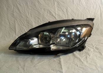 Peugeot 308 T9 reflektor prawy przedni lampa prawa przednia przód