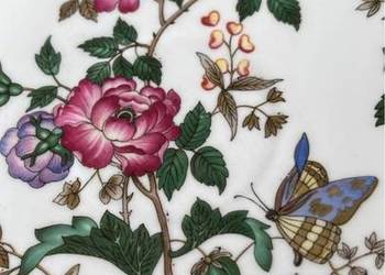 Talerzyk deserowy.Wedgwood. Made in England. Z motylkami
