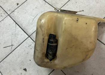 Zbiorniczek spryskiwaczy bmw e30 wąska Zbiorniczek spryskiwaczy bmw e30 wąska