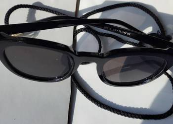 Okulary przeciwsłoneczne czarne   z zabezpieczeniem