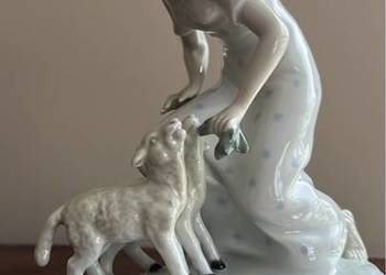 Figurka dziewczyny z owieczkami. Carl Scheiding.1932-72r.