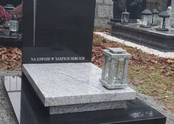 Nagrobek urnowy wiscount white,szwed z lampionem granitowym nr.2059