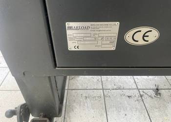 tokarka CNC z automatycznym podajnikiem pręta