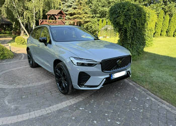 Volvo XC 60 LIFT B5 AWD Black Edition Panorama H/K Kam360 PilotAssist Napp…
