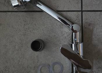 Nowy kran łamany chromowany