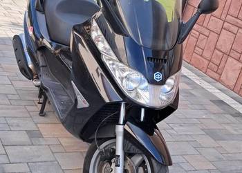 Sprzedam PIAGGIO X8