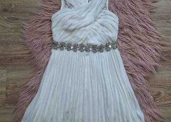 Piękna biała plisowana sukienka z kamieniami na wieczór panieński 38