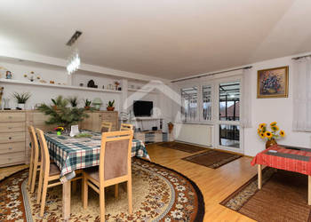 Dom w zabudowie szeregowej w dobrej lokalizacji