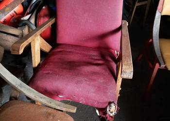 fotel Chierowski krzzesła skoczek do renowacji