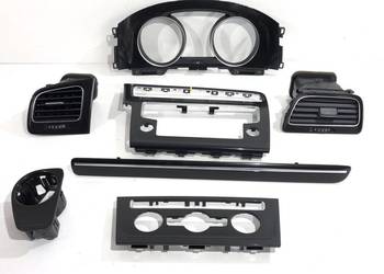 LISTWY DEKOR KOKPITU VW GOLF VII 5G0857059 Hatchback WYKOŃCZENIE