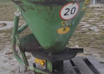 Rozsiewacz do nawozu LEJEK metalowy Agromet Brzeg 2000r.
