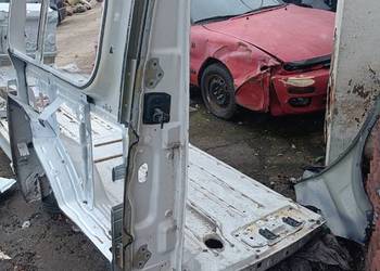 opel vivaro lift poszycie lewego blotnika tyl szkielet