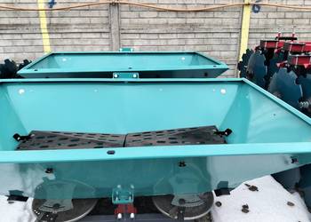 Rozsiewacz Nawozów Dwutarczowy Demarol 400L