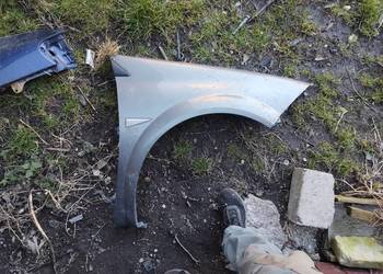 RENAULT MEGANE II błotnik prawy przód