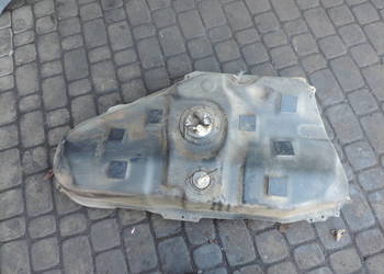 ZBIORNIK PALIWA BAK TOYOTA COROLLA E12 SEDAN BENZYNA