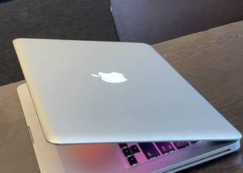 Pilne! Sprzedaję komputer, żeby zapłacić za prawo jazdy.