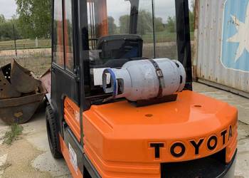 wózek widowy toyota