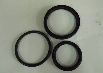 Zestaw naprawczy siłownika wywrotu 2 członowy SANOK D732 NT Zestaw naprawczy siłownika wywrotu 2 członowy SANOK D732 NT