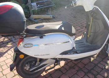 Skuter elektryczny