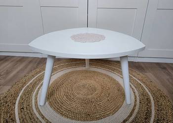 STOLIK kawowy biały trójkąt na 3 nogach / Ława niska szer 55cm + Gratis