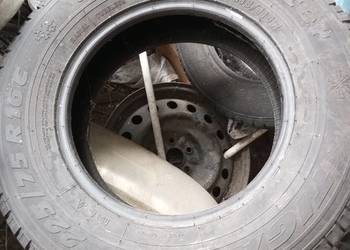 opony zimowe 225/75/16c do busa Tigap