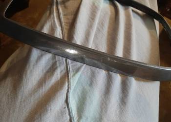 Stary Mercedes ramka leflektorów