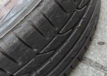 Bridgestone Potenza S001 235/40 R19  96W