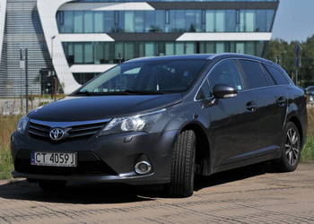 Toyota Avensis Wegon 2.0 Diesel, PREMIUM, 2013r