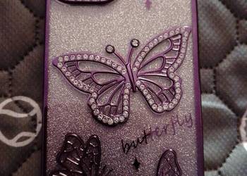 Brokatowe etui na iPhone 13