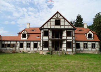 Oferta sprzedaży lokalu 145000m2 Świerzno