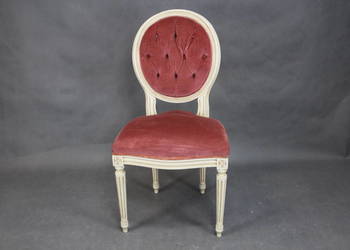 Ciekawe krzesł w stylu gustawiańskim bielone Okazja