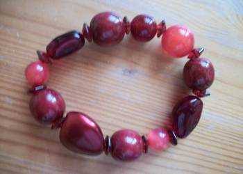 bransoletka czerwona