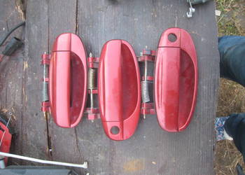 Klamka zewnętrzna prawa lewa przód tył Chevrolet Aveo t200 t255 bordowa 06U