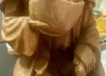 rzezba figura recznie wykonana