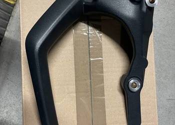 2022 TRIUMPH TIGER 660 SPORT lewy  uchwyt  Rail - T2350341