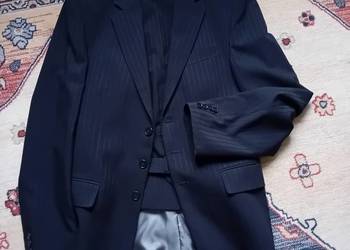 elegancki  garnitur czarny , szczupły za symboliczną cenę