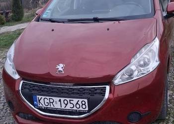 PEUGEOT 208 1.2
